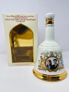 BELLS ROYAL WEDDING DECANTER - PRINCE ANDREW & SARAH JANE FERGUSON