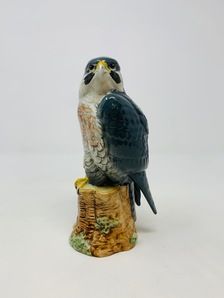 Peregrine Falcon 2024 Whyte & Mackay scotch whiskey Scotland figurine