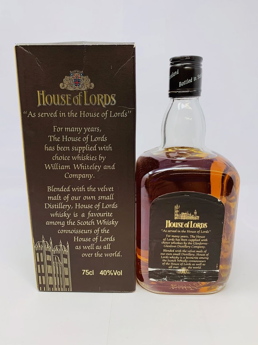 HOUSE OF LORDS 1980'S - 12 YEAR OLD DELUX BLENDED WHISKY