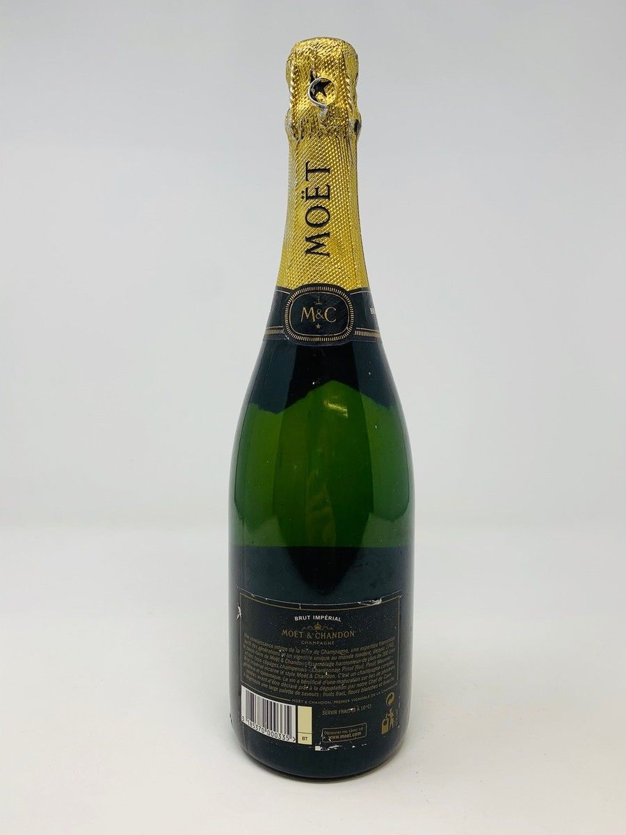 Sold at Auction: Moet et Chandon, Champagne Brut Imperial